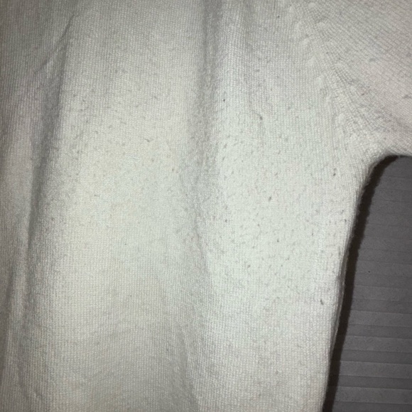 Winter White sweater size XL - Picture 2 of 3